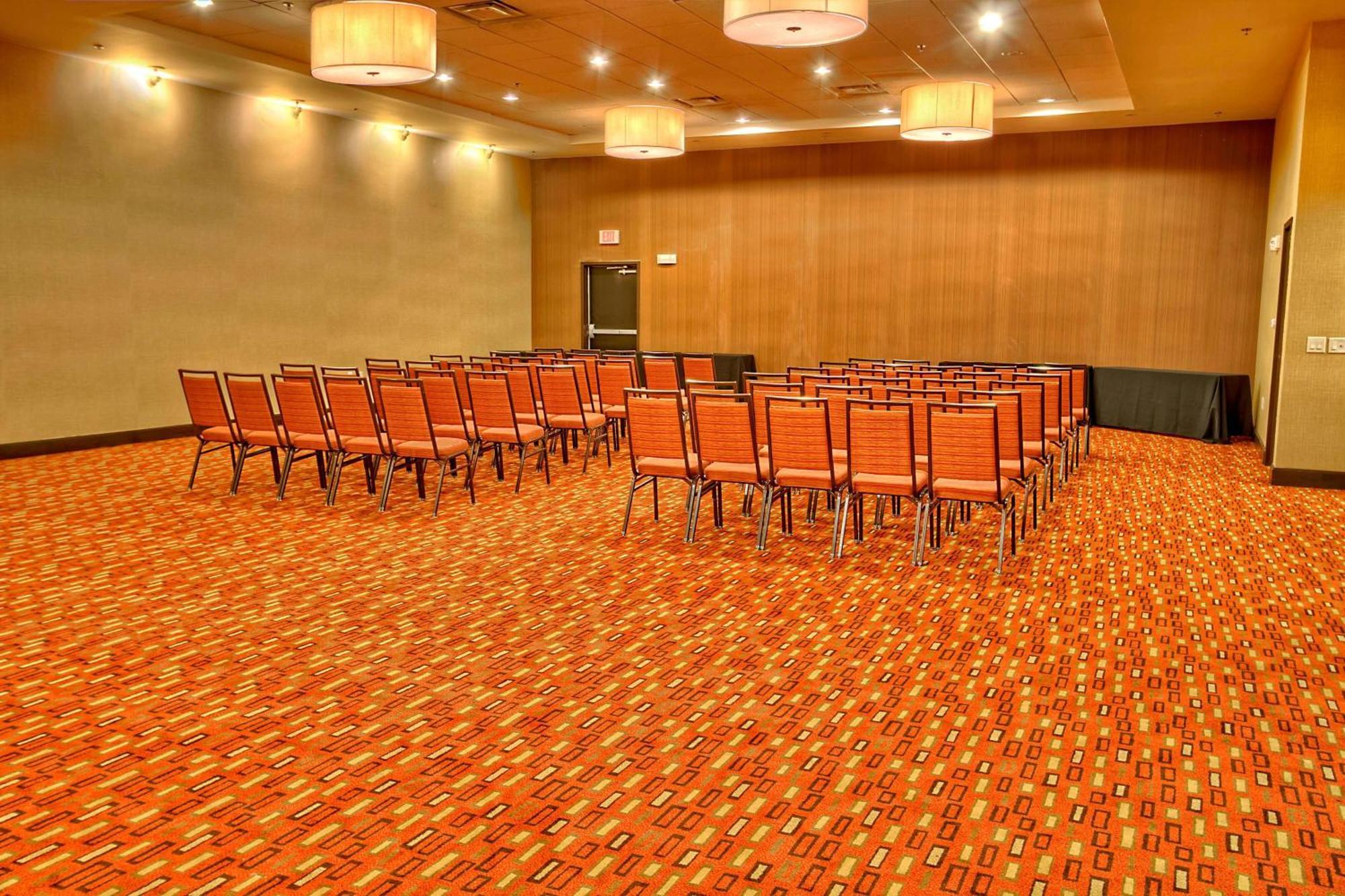 Courtyard By Marriott Midland Hotel Bagian luar foto