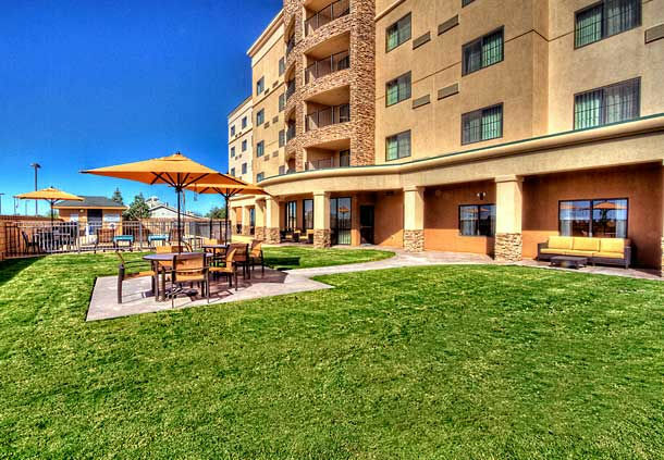 Courtyard By Marriott Midland Hotel Bagian luar foto